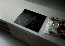 Set üstü, ankastre, elektrikli ya da gazlı gibi pek çok modeli bulunan ocaklar, küçük, büyük her mutfağın olmazsa olmazıdır. En Iyi 4 Elektrikli Ocaklarin Top 10 U Ocak 2019 2020 Ve Nasil Bir Cihaz Secilecegi