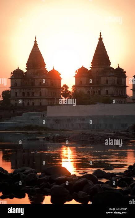 Orchha betwa river hi-res stock photography and images - Alamy