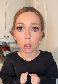 Stacey Sheppard's Instagram, Twitter & Facebook