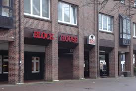 Block house ist eine 1968 gegründete restaurantkette aus hamburg, die auf steaks spezialisiert ist. Block House 22523 Hamburg Eidelstedt Offnungszeiten Adresse Telefon
