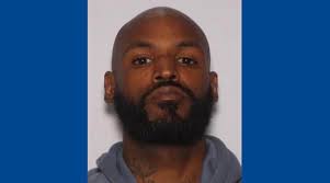 Police searching for wanted fugitive in Ohio