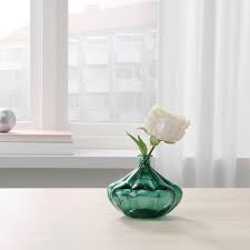 Ikea Vanligen Vase Dark Green The Vase Is Perfect For Lilies And Other Long Stemmed Flowers In 2020 Vase Ikea Sommer Dekoration