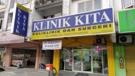 Dia bergeser sedikit dan membiarkan tubuh ibunya menyelinap dari lengannya, sehingga kini tubuh ibunya berada dipangkuannya. Klinik Kita Bandar Baru Ampang Klinik In Ampang