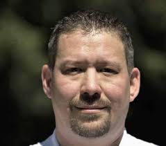 Shane Schutz's Instagram, Twitter & Facebook