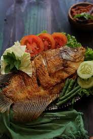 Gurame Goreng Sambal Terasi Simpel Dan Enaak Catatan Nina Resep Ikan Gulai Kentang Goreng