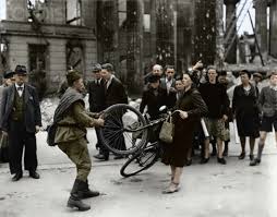 Savaş sonrasi avrupasi almanya fransa savaşlari yılları arasında fransa ve almanya üç kez savaştılar. Almanya Nin Gercek Mucizesi I Bolum Ii Dunya Savasi Sonrasi Almanya 1945 1946 Strateji Finans
