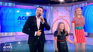 Romanul petrece este o emisiune marca kompact play ,care va aduce in prim plan cei mai buni si renumiti solisti de muzica. Acces Direct Cum A ReacÅ£ionat FetiÅ£a Lui Nicu Paleru In Direct Cat Timp TatÄƒl Ei A Cantat Foto