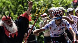 Among the many team tops worn by riders at the tour de france there are four instantly recognisable jerseys. Tour De France 2021 What Do The Jerseys Mean Sporting News Australia