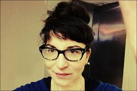 How to tell a new story about yourself