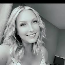 Can anyone recommend somewhere that replaces zips