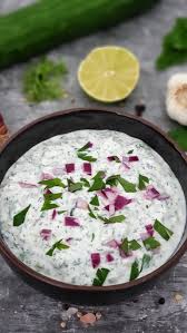 Tzatziki Nach Griechischer Art Lydiasfoodblog Rezept Tzatziki Tzatziki Selber Machen Beilagen Zu Fleisch
