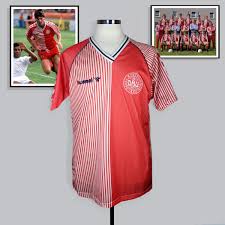 The denmark away shirt used during mexico 1986. Classic Football Shirts On Twitter Hummel 1986 Denmark Most Famously Wore This Amazing Hummel Design At World Cup 86 Where They Topped The Group Beating West Germany And Uruguay Convincingly In The