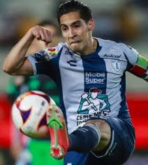 El polivalente futbolista de 22 años, que. Erick Aguirre No Arribara A Chivas De Guadalajara Y Decepciona A La Aficion Strikers Mexico Fichajes