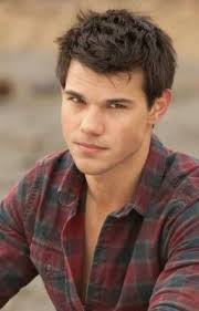 Piper Strand's Instagram, Twitter & Facebook