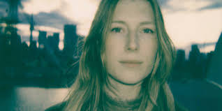 Georgia Harmer lanza "Eye of the Storm" y anuncia su próximo álbum · Arts &  Crafts México