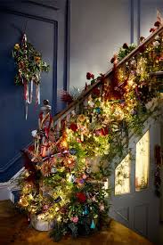 Choose decorations according to your style and colors: Traditional Christmas Decorations 15 Pretty Ideas To Try At Home Real Homes