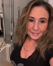 Fun with photos! People who follow n share my posts will get will receive  personal messages from me!!