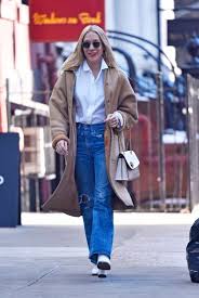 Maison margiela got footwear fans talking when its tabi boots appeared on the red carpet at the 2019 golden globes jan. Chloe Sevigny Wears The Maison Margiela Tabi Toe Boots Vogue