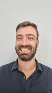 Just to give you a small insight into how my conversations are starting  daily these days 😋 Hi, I am Mark 🖐 and I am a sustainability consultant ☘  Hi Mark, how