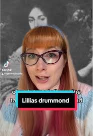 April Dunmore's Instagram, Twitter & Facebook