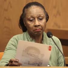 Woman: I saw body in Sowell's home