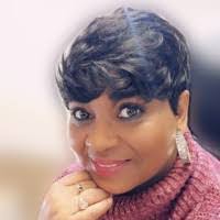 Sandra Willoughby's Instagram, Twitter & Facebook