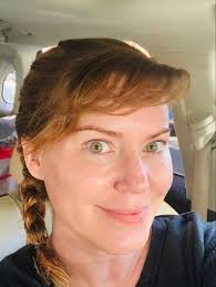 Hello fans😍 i want to know where you're supporting me from ❤️❤