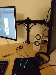 Schon pc schreibtisch pc schreibtisch gaming schreibtisch. Pc Schaltet Sich Aus Wenn Tisch Gehause Beruhrt Wird Oder Es Sehr Kalt Im Raum Wird Computerbase Forum