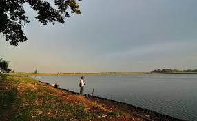 Gemerlap danau marakash 2020 wisata keluarga instagramable rainbow lake pondok ungu youtube : 10 Gambar Danau Marakas Bekasi Harga Tiket Masuk Kolam Renang Yukpigi Informasi Wisata Terkemuka