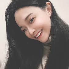 Diane Kuan's Instagram, Twitter & Facebook