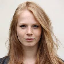 Giorgia Dallago Redhead Strawberry Blonde Red Hair Freckles Portrait Beauty W Strawberry Blonde Hair Ginger Blonde Hair Natural Strawberry Blonde Hair