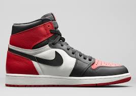 Air Jordan 1 Retro High Og Bred Toe Game Royal Detailed Look Sneakernews Com Air Jordans Jordan 1 Retro High Jordans
