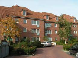 Die 117 hektar große erholungsfläche des ortes ist sicherlich ein grund für die aufwertung einer immobilie, wie sie auch eine übersichtliche 3 zimmer wohnung in seelze erfahren kann, wenn diese an schönen grünflächen angrenzt. 3 Zimmer Wohnung Zu Vermieten Eibenweg 4 30926 Seelze Hannover Kreis Mapio Net