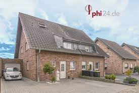 Haus mit garten zu mieten gesucht. Phi Aachen Wertbestandiges Wohnhaus In Beliebter Wohnlage Von Baesweiler Immobilienmakler Aachen Immobilien Kaufen Haus Verkaufen