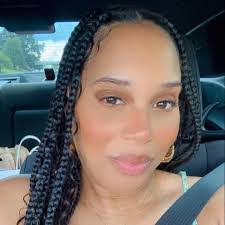 Carol Maness's Instagram, Twitter & Facebook