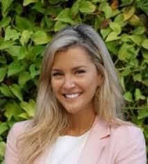 Danielle Rushton's Instagram, Twitter & Facebook