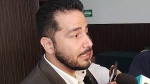 Personas que trabajan en EU también pueden afiliarse al IMSS