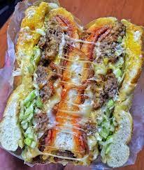 Only True New Yorkers Know The Power Of The Bacon Egg N Chop Cheese Peepmysneaks Forkyeah Food Lover Food Snob Extreme Food