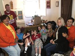 Ministry delivers supplies to family of mother of 7 killed in wreck