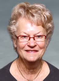 Chantal Pilon's Instagram, Twitter & Facebook