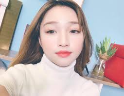 Streamer Hoa Nhật Huỳnh