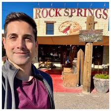 Who's gonna get the pie? 🥧😅