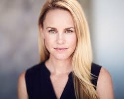 Julie Berman's Instagram, Twitter & Facebook
