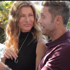 Leave your readers at home, you’ve got something even better now 🙌🏼,  Style your favorite outfit with your favorite monocle. You can read the  menu in style ✨, —, #functionaljewelry #eyewearfashion ...