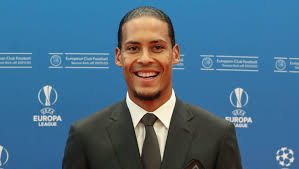 Chelsea duo edouard mendy and n'golo kante collected honours at the uefa awards on thursday evening. Virgil Van Dijk Named Uefa Men S Player Of The Year As Lucy Bronze Scoops Women S Award 90min