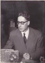 Pendant l'éloge funèbre de claude sicard. Pierre Gamarra Wikipedia