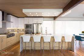 Italian kitchens, master bathrooms, or sunroom additions and many more remodeling projects are taking place throughout the 4,665 homes across the 10.29 square miles of evanston. Evanston Kitchen Chi Renovation Design