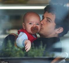 By ryan gajewski jun 28, 2021 10:46 am tags celebrity. Orlando Bloom Bonds With Baby Flynn While His Model Wife Miranda Kerr Jets Off For Work Daily Mail Online