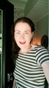 Amanda Isenhower's Instagram, Twitter & Facebook