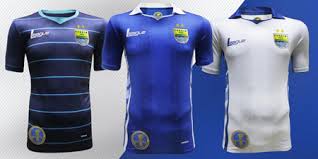 Aplikasi desain baju adalah kumpulan serial video yang populer saat ini, app desain baju sangat on this page you can download desain baju and install on windows pc. Kaos Kerah Jersey Persib Digemari Lebih Sederhana Tapi Elegan Towa Wear Industries